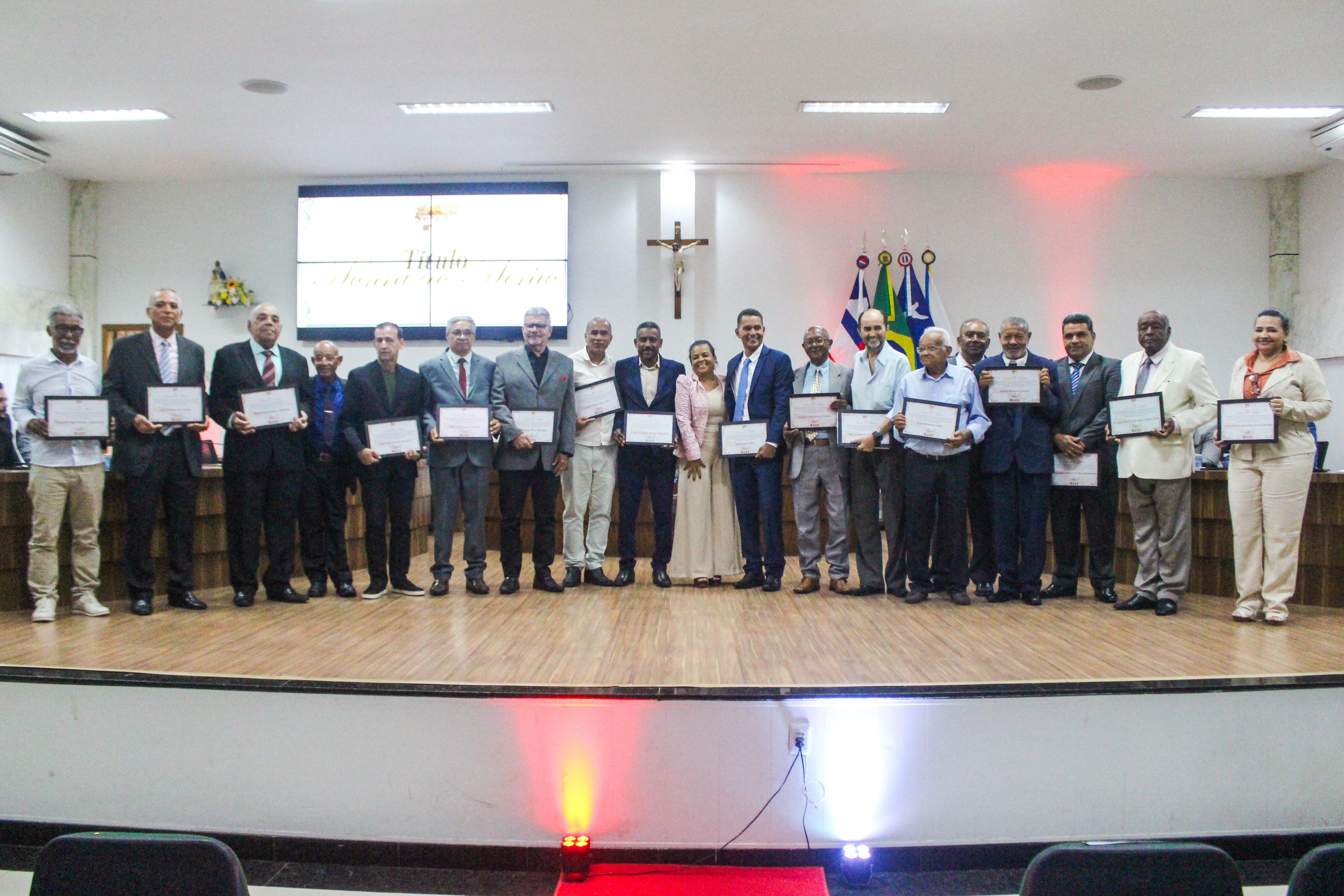 Câmara de Candeias realiza Sessão Especial em homenagem ao Dia do Vereador